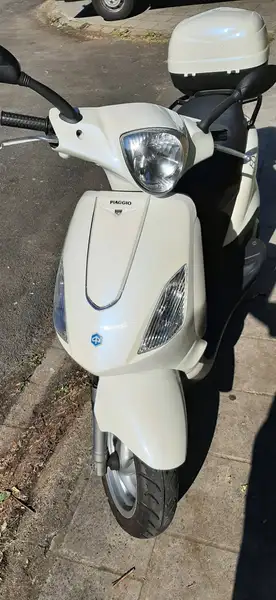 Piaggio Fly 125 - foto 3