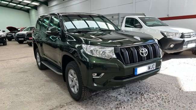 Toyota Land Cruiser 5p 2.8D 204 CV GX - foto 1