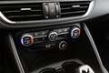 Alfa Romeo Giulia Veloce 2,2 16V 210 AT8 Q4 AWD Rot - thumbnail 9