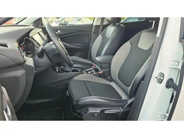 Opel Grandland X view 13