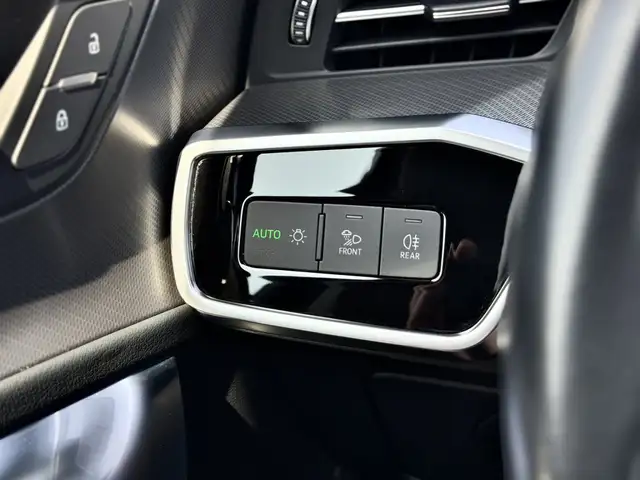 Audi A6 view 18