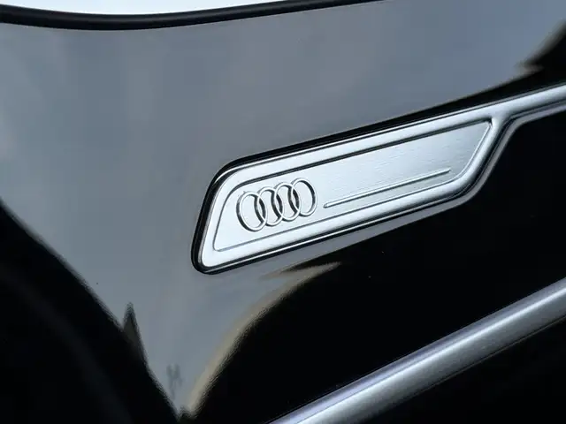 Audi A6 view 27