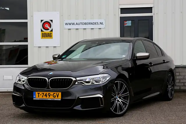 BMW M550 5-serie M550i V8 462PK xDrive High Executive*Perfe