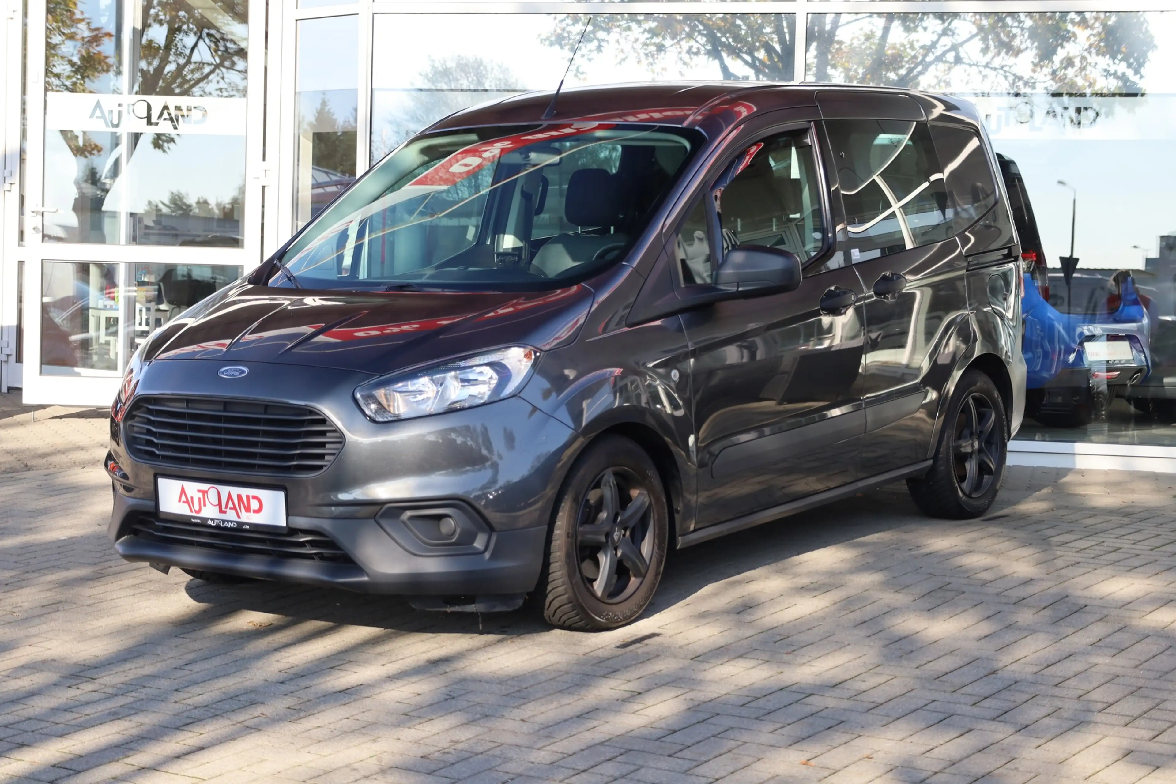 Ford Transit Courier Sitzheizung DAB Kamera Klima USB — photo 2