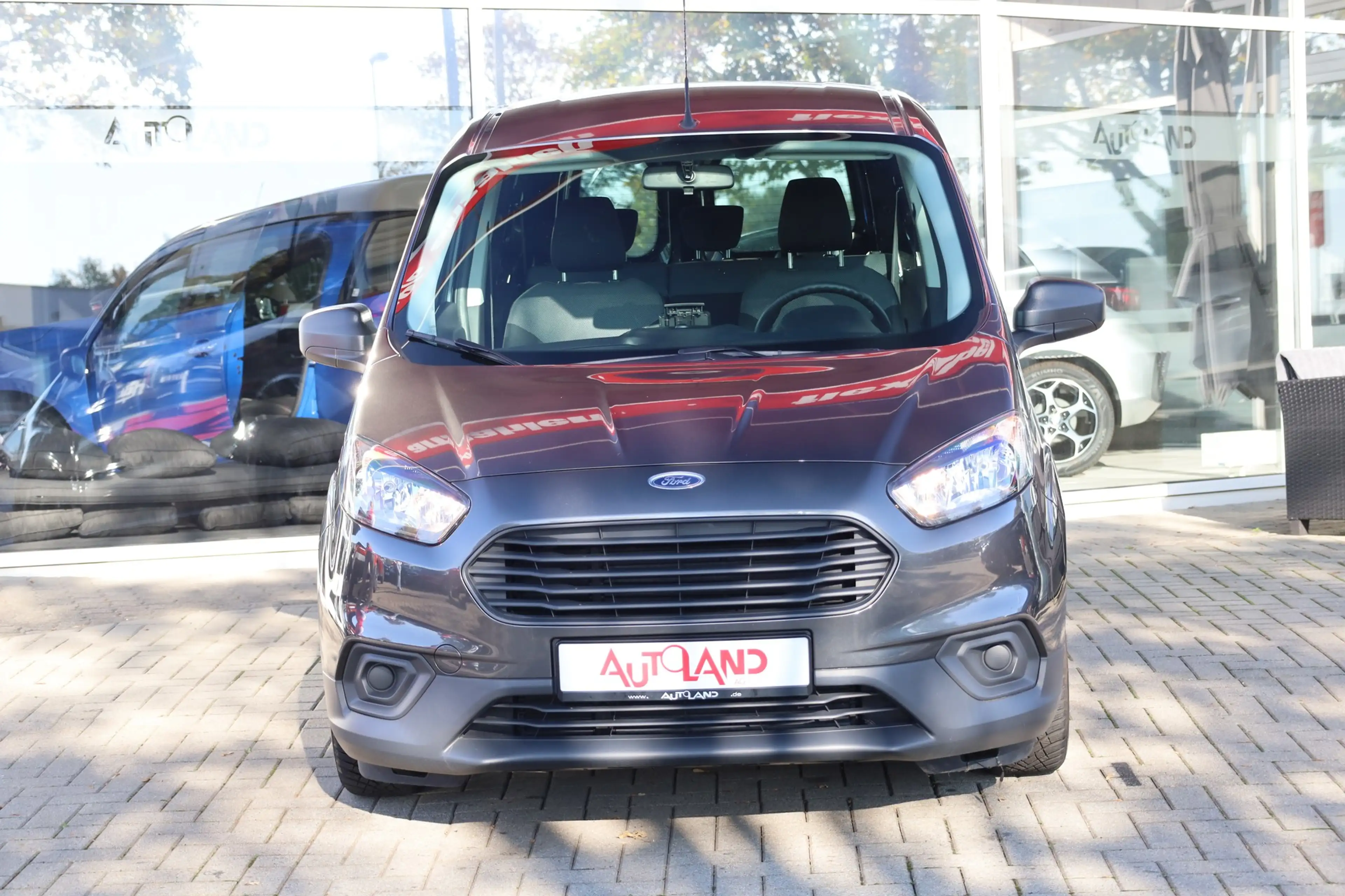 Ford Transit Courier Sitzheizung DAB Kamera Klima USB — photo 9
