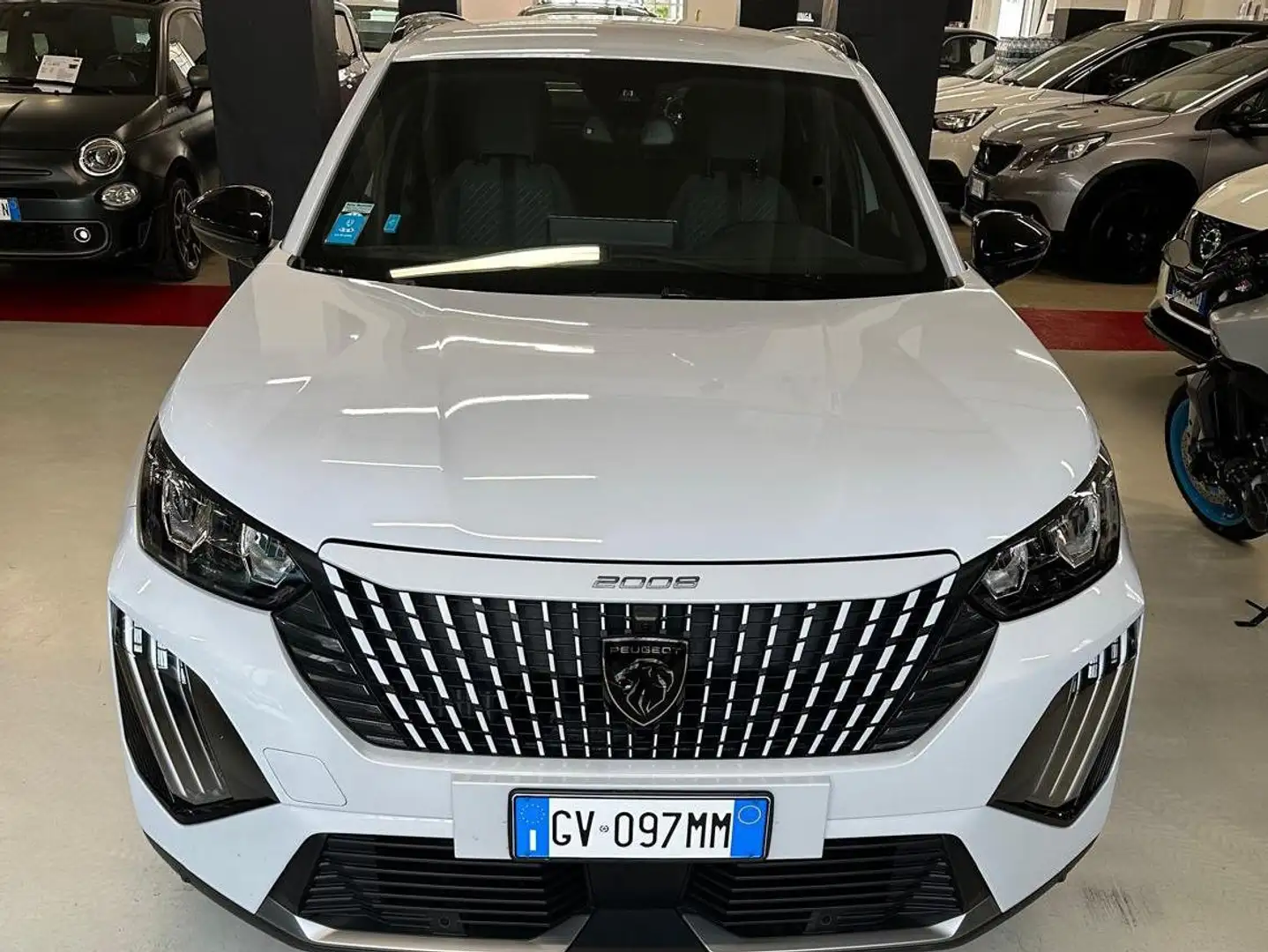 Peugeot 2008 2008 1.2 puretech Allure Bianco - 1