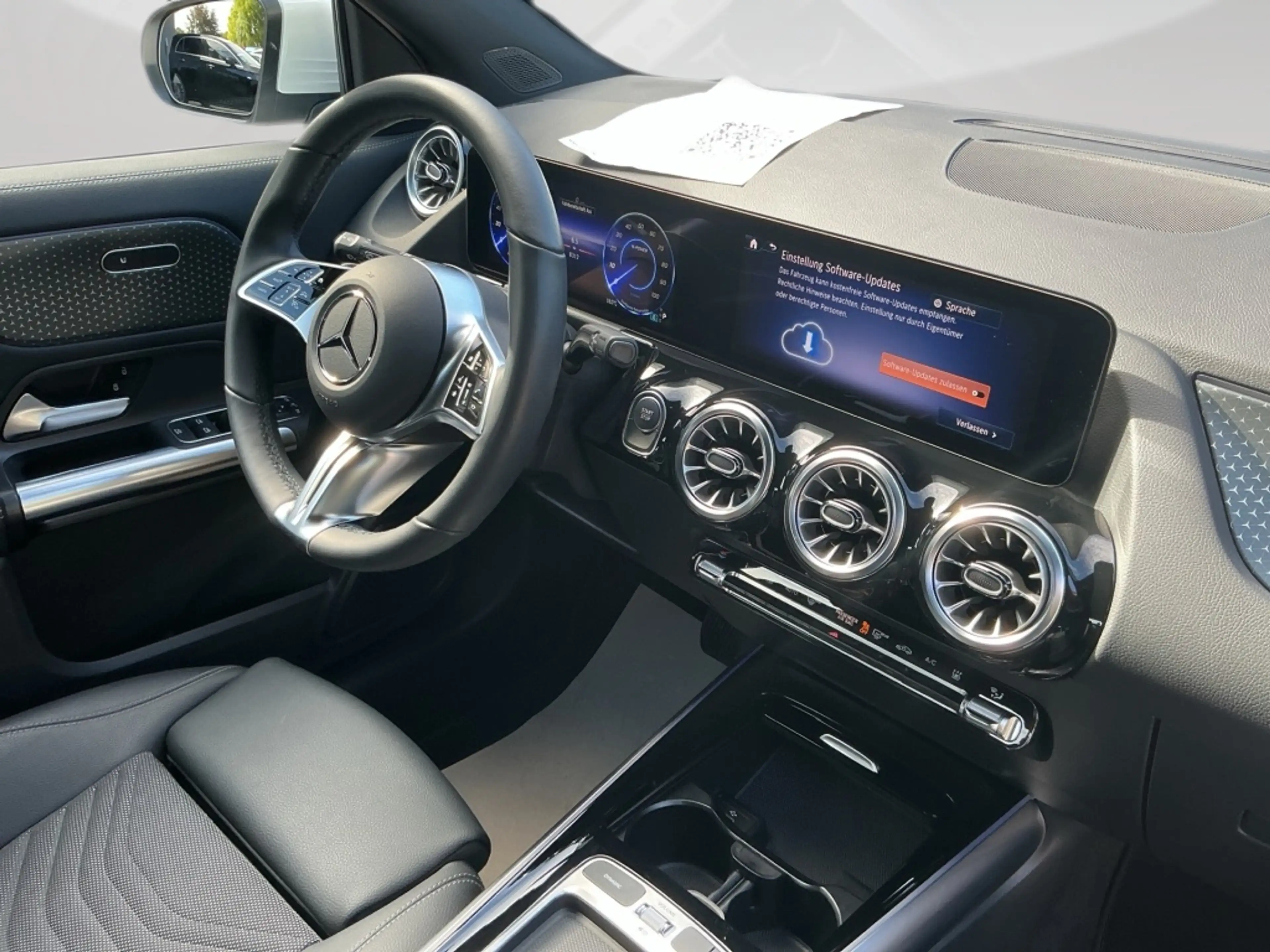 Mercedes-Benz EQA 250 + PROGRESSIVE AHK KAMERA SPUR STANDH PDC — photo 11