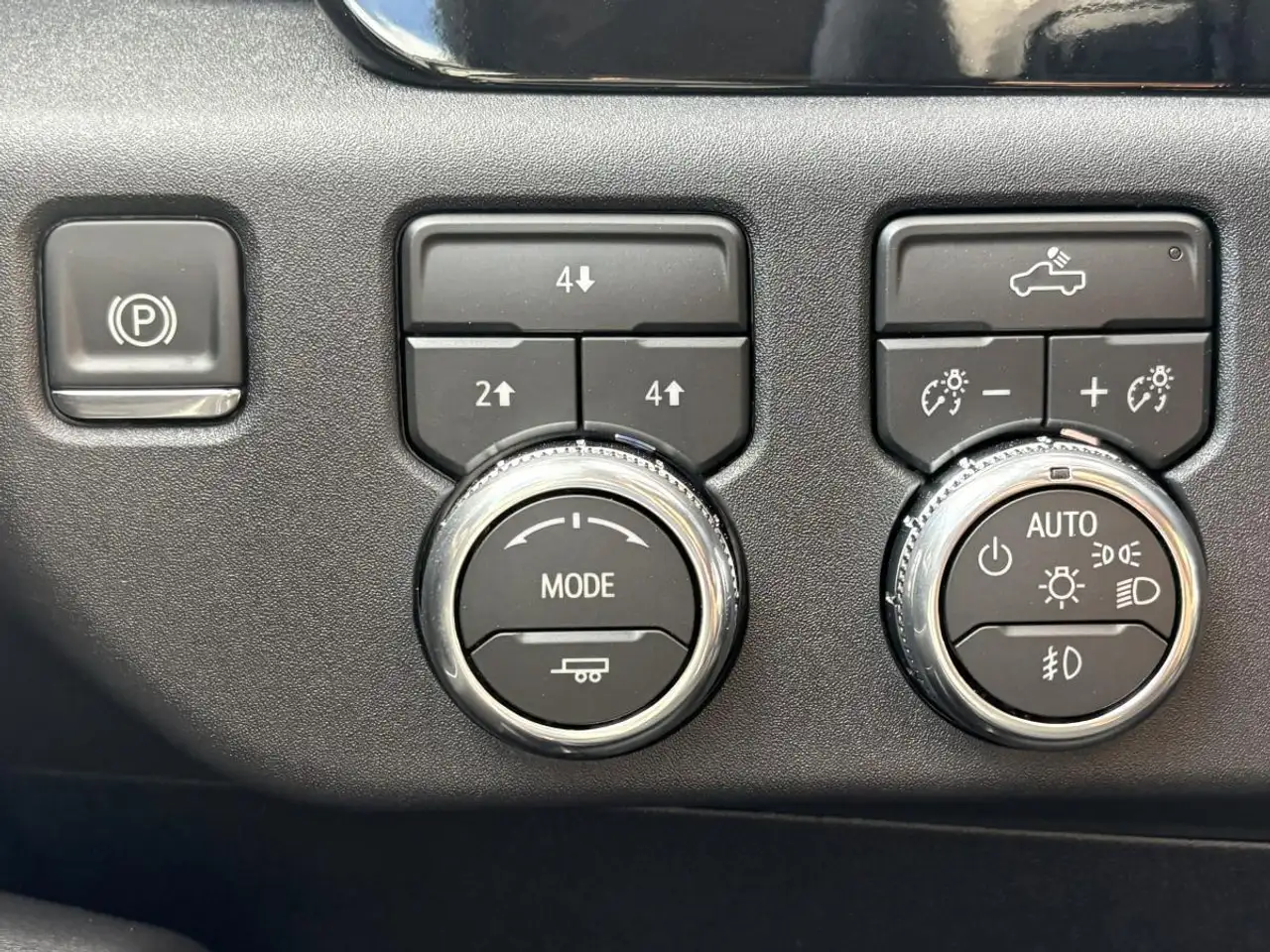 GMC Sierra 2500HD снимка GMC Sierra 2500HD