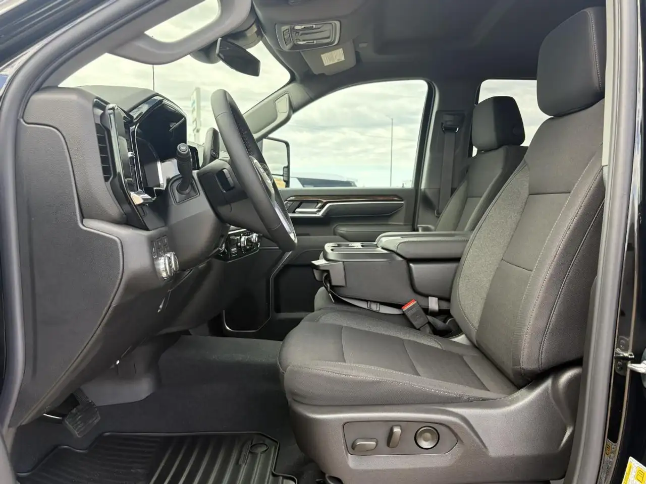 GMC Sierra 2500HD снимка GMC Sierra 2500HD