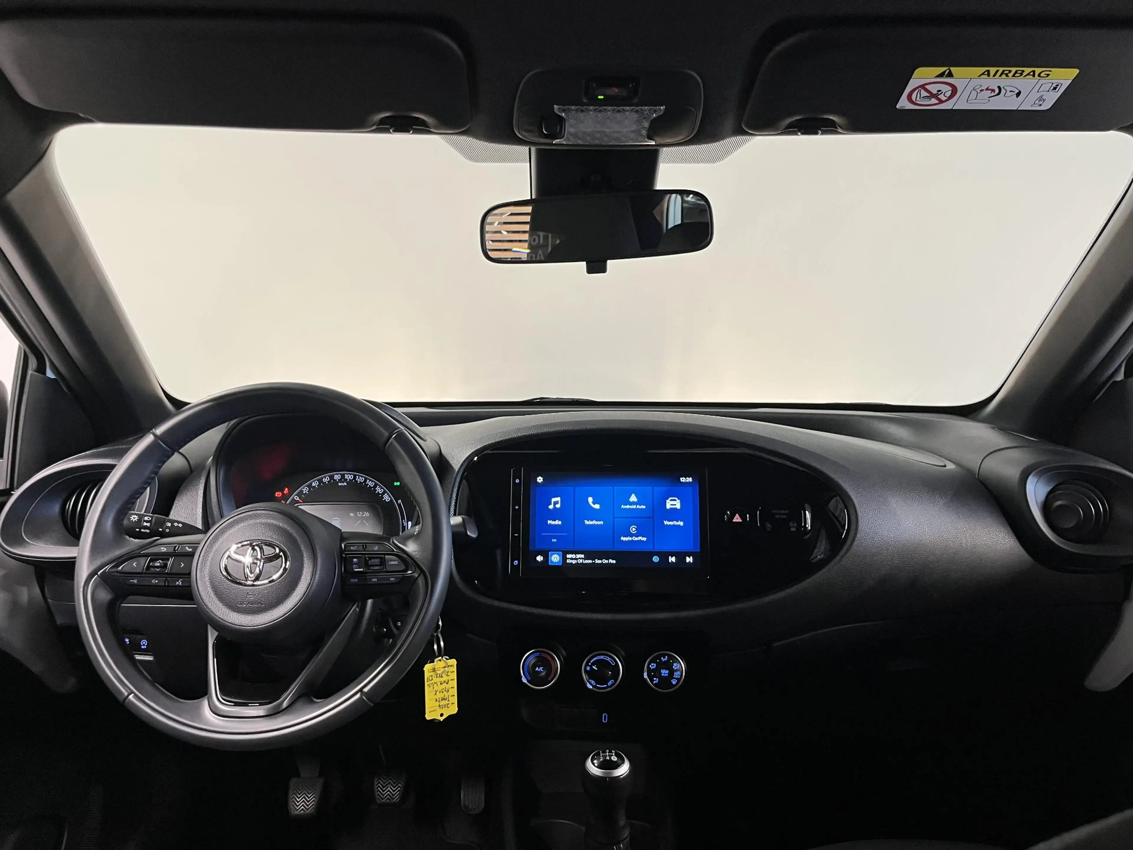 Toyota Aygo X 1.0 VVT-i MT Play — photo 14