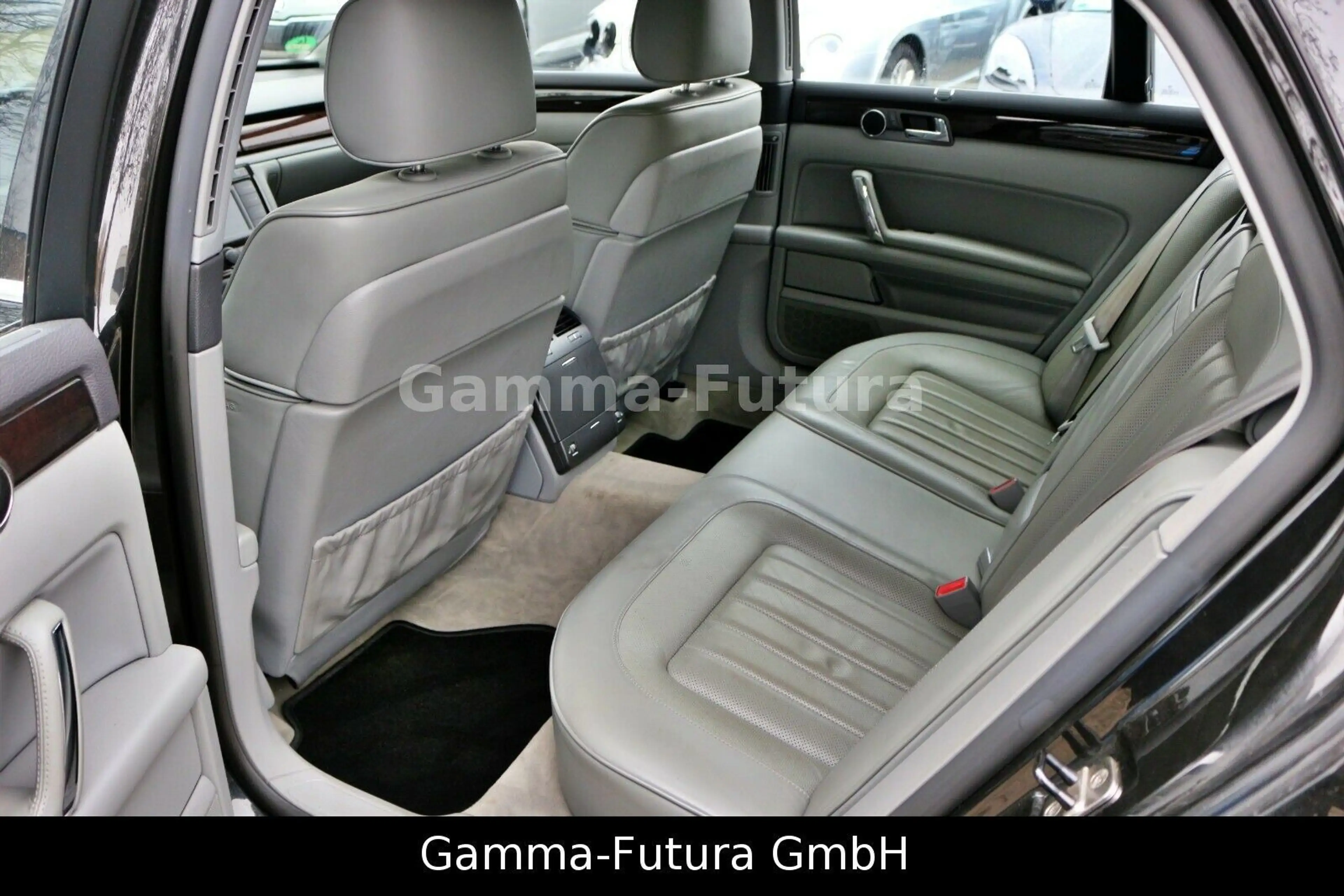 Volkswagen Phaeton V8 4Motion Leder Bi-Xenon Stand-Heizung — photo 10