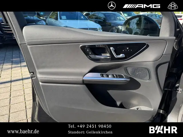 Mercedes-Benz GLC view 14