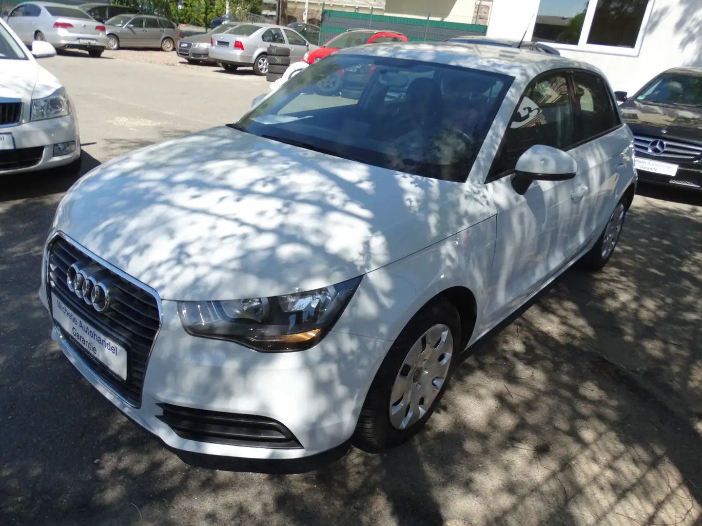 Audi A1 attraction Blanc - 2