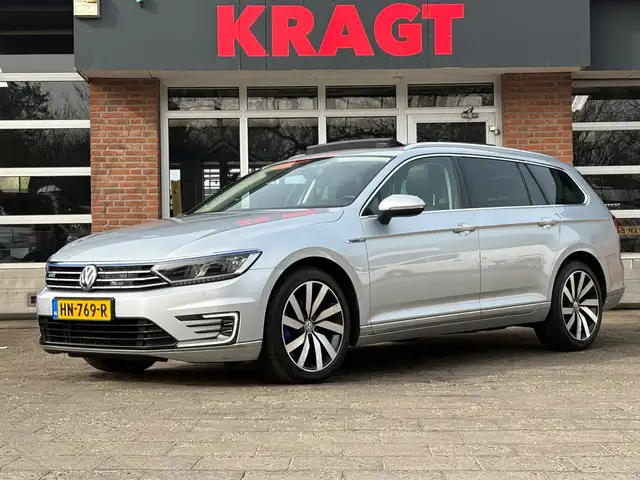 Volkswagen Passat Variant Highline 1.4 TSI GTE - Panodak - LED - Trekhaak -