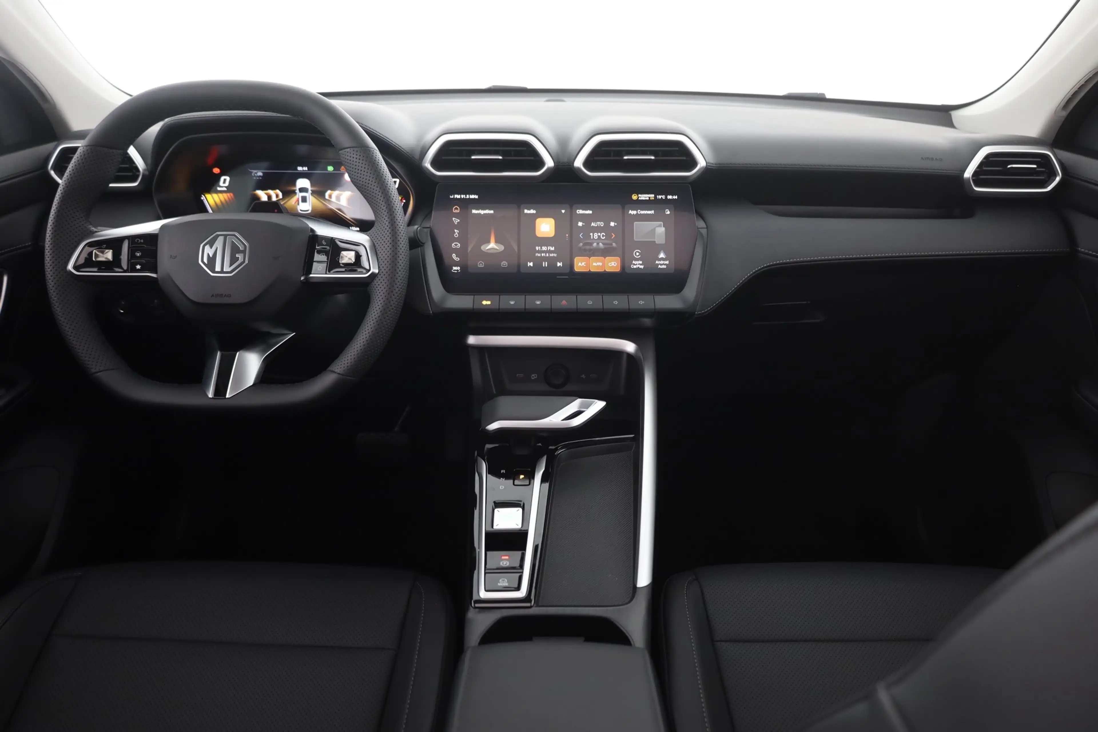 MG ZS 1.5 Hybrid Luxury Aut. LED ACC 360° Pano — photo 9