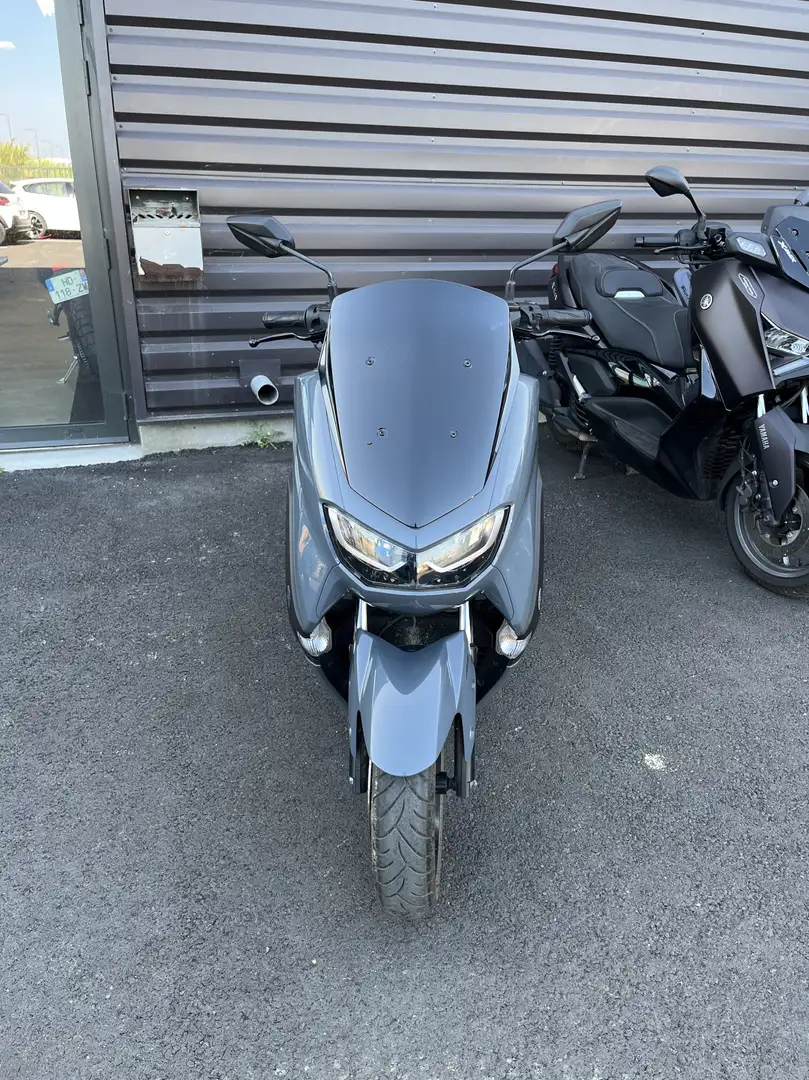 Yamaha NMAX Gris - 2