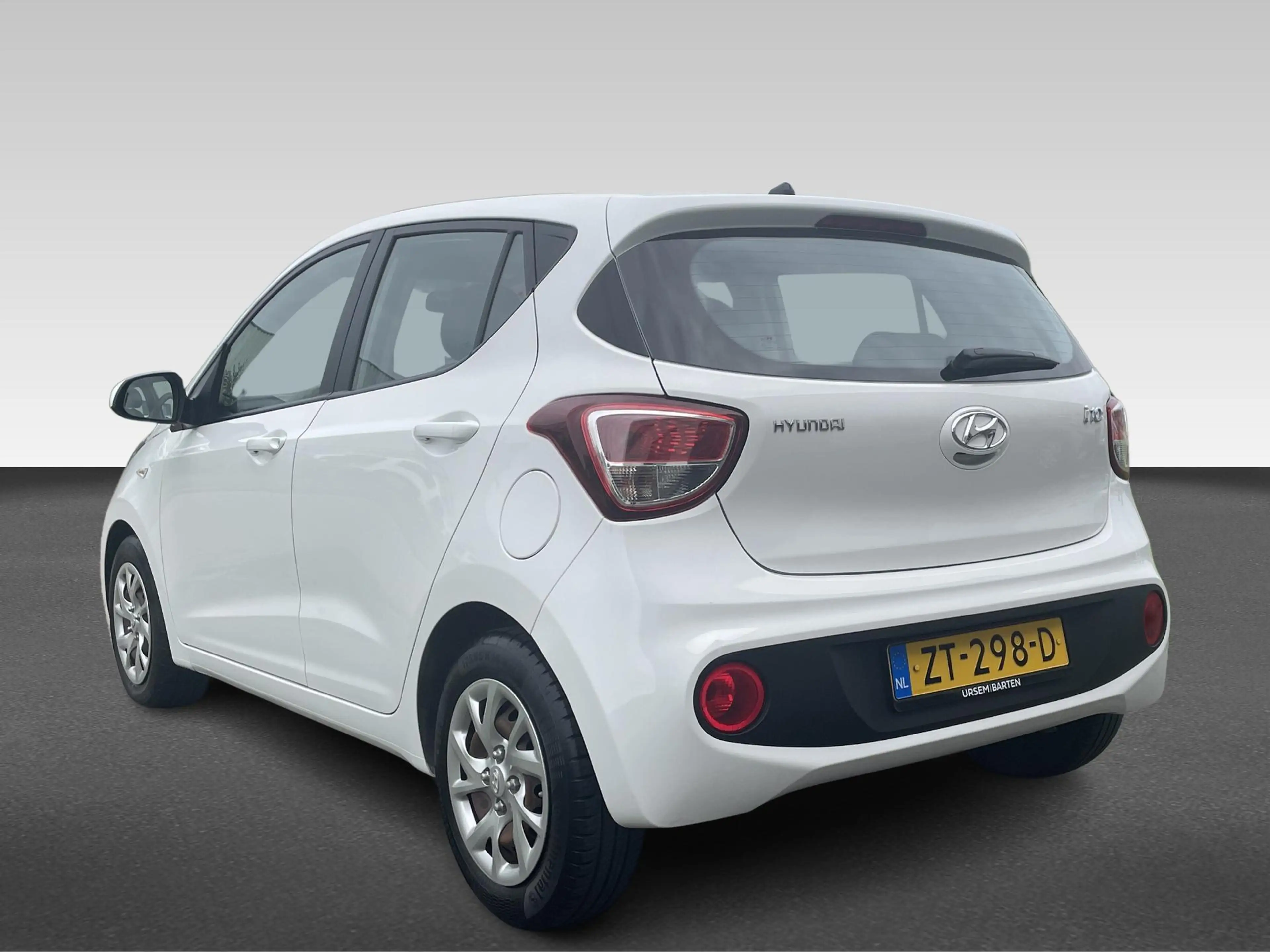 Hyundai i10 1.0i Comfort — photo 3