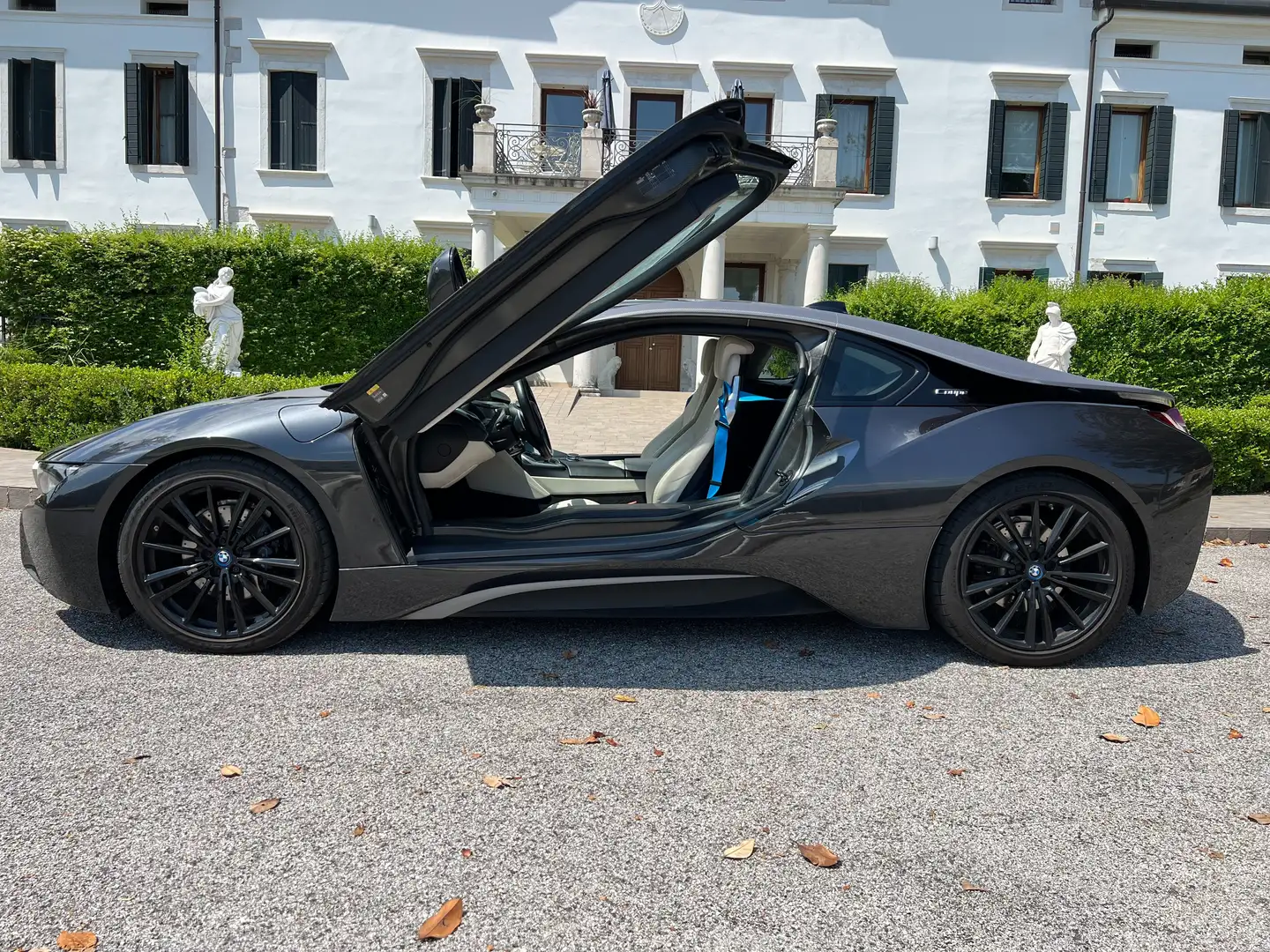 BMW i8 Coupè * Book Service * Head up display Grau - 1