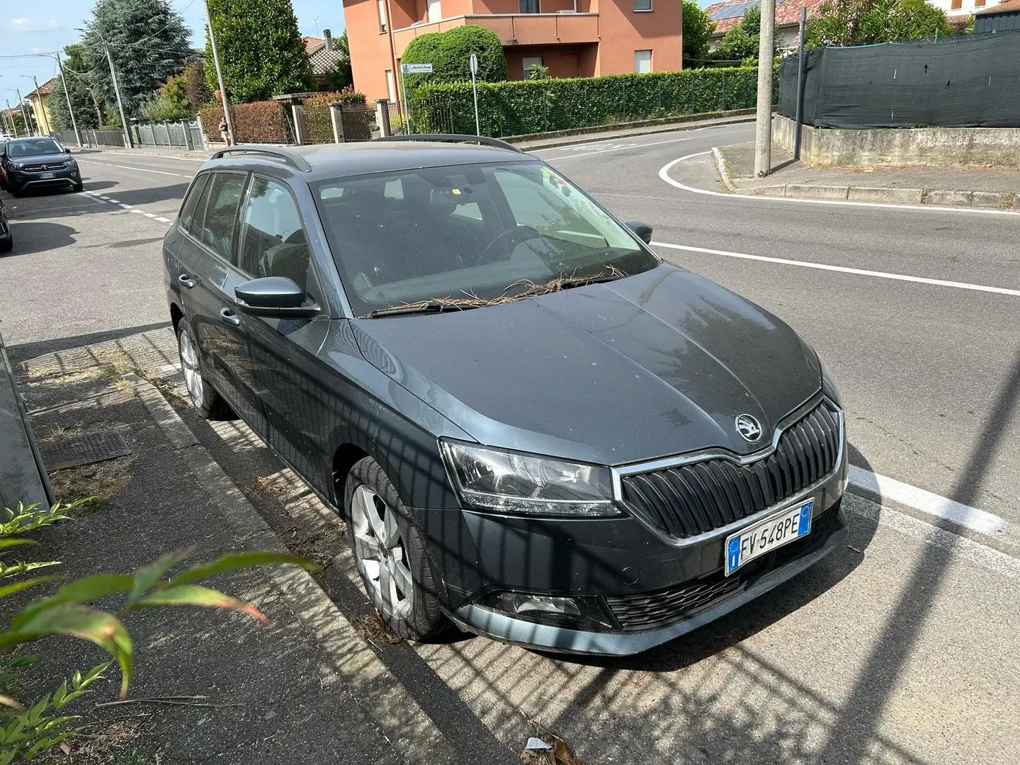 Skoda Fabia Fabia Wagon 1.0 mpi Grijs - 1
