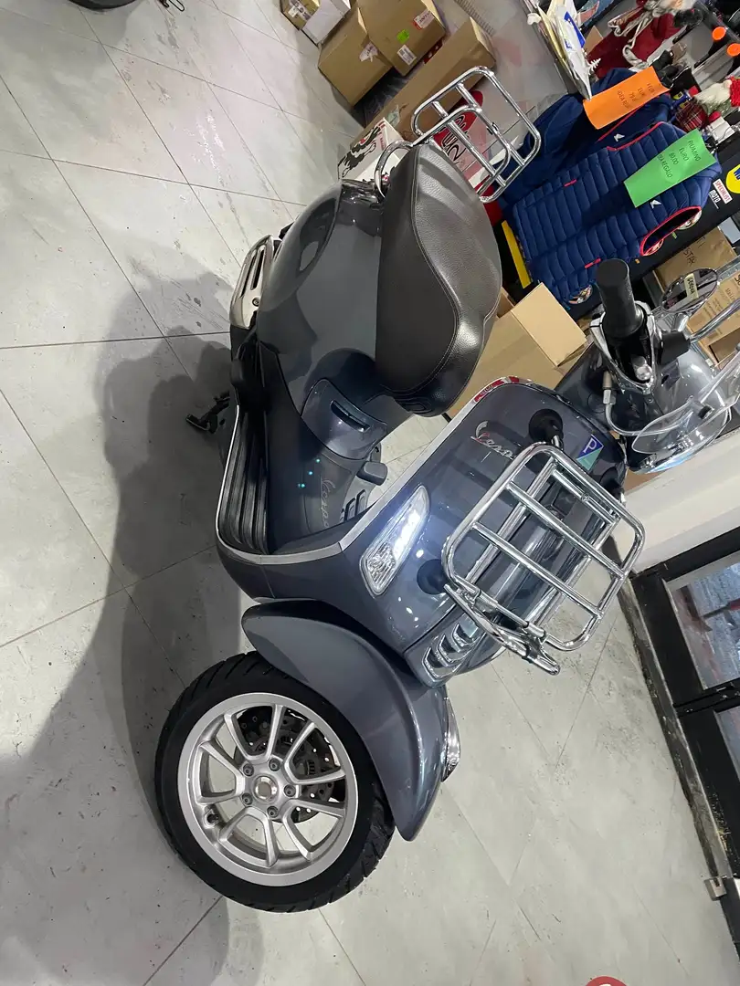 Piaggio Primavera Touring Grigio - 1