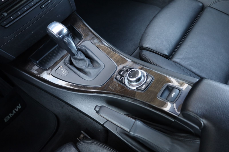 BMW 335 i Cabrio/Navi/Xenon/Sitzheizung/Bluetooth/R19 — photo 14