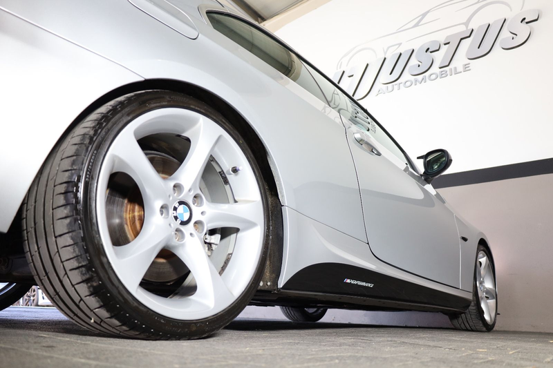 BMW 335 i Cabrio/Navi/Xenon/Sitzheizung/Bluetooth/R19 — photo 7