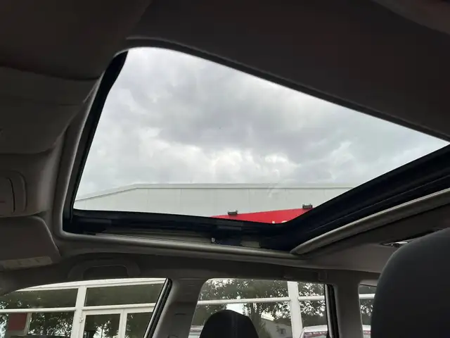 Subaru Forester view 8