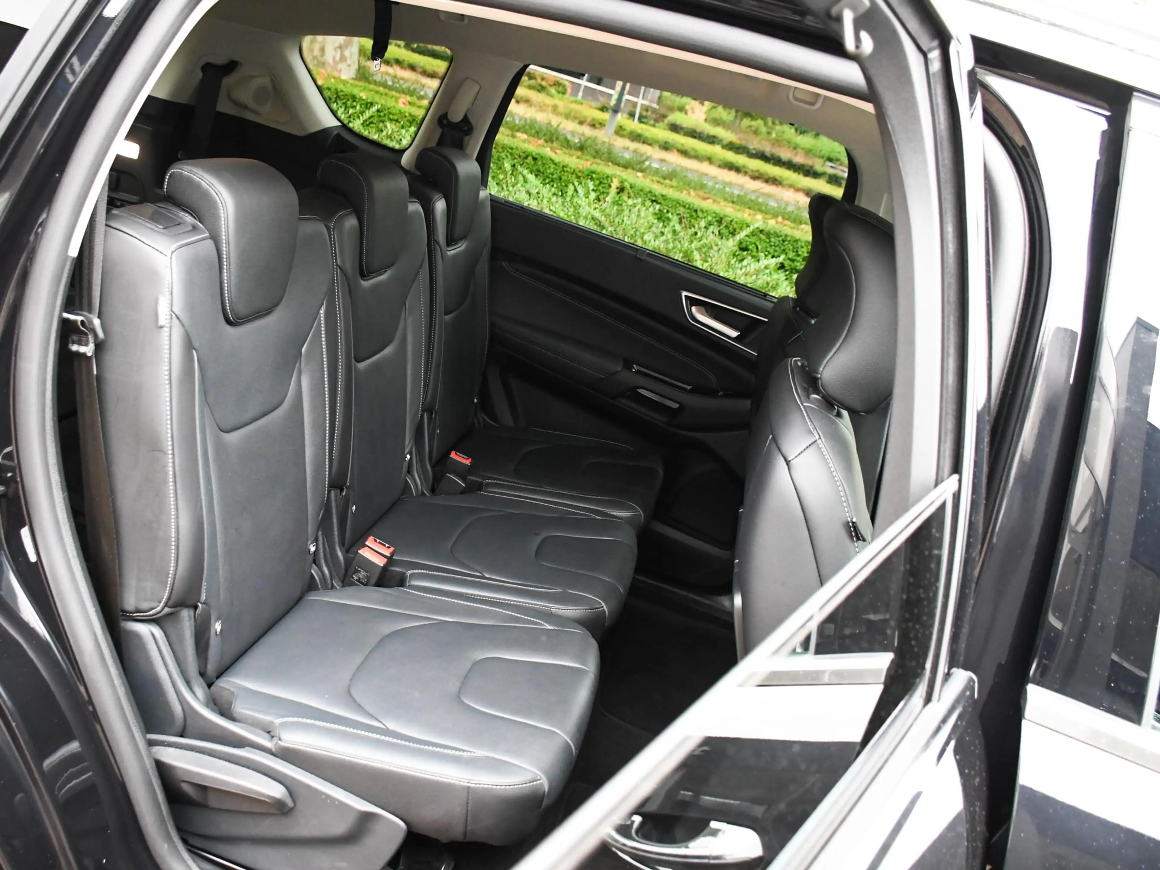 Ford S-Max Titanium 2.5i HEV 190pk Automaat 7-Pers. TREKHAAK — photo 13