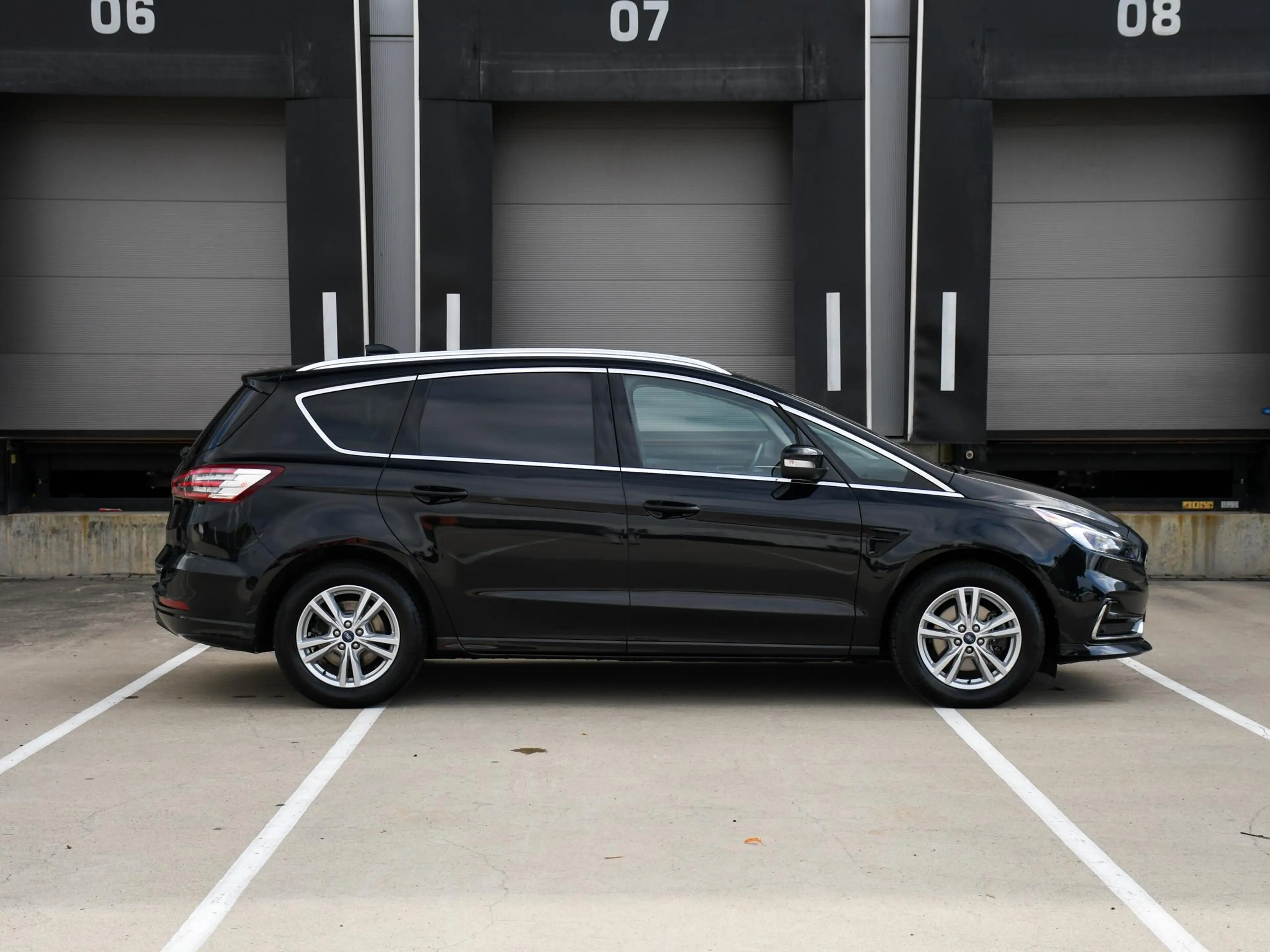 Ford S-Max Titanium 2.5i HEV 190pk Automaat 7-Pers. TREKHAAK — photo 4