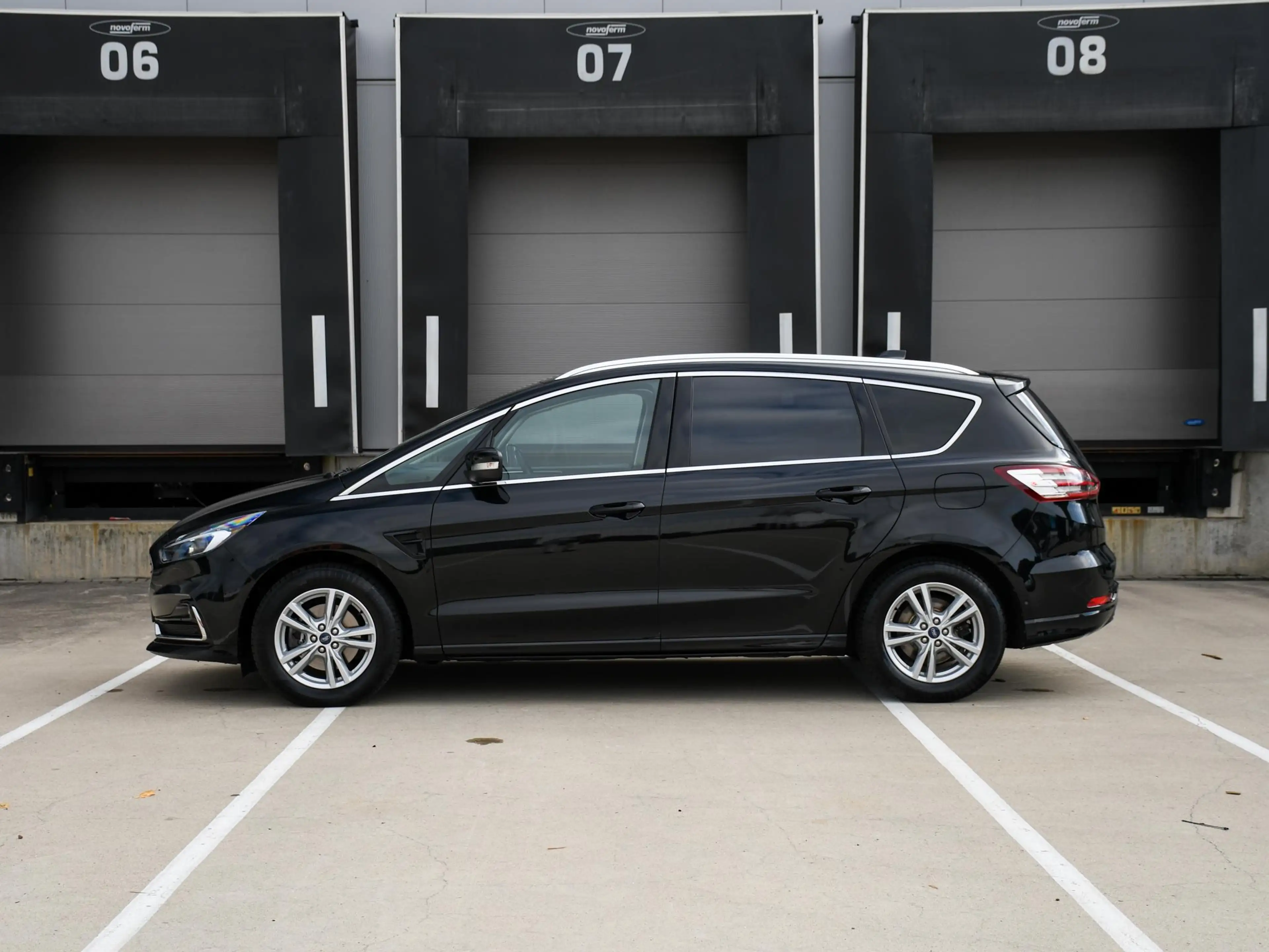 Ford S-Max Titanium 2.5i HEV 190pk Automaat 7-Pers. TREKHAAK — photo 3