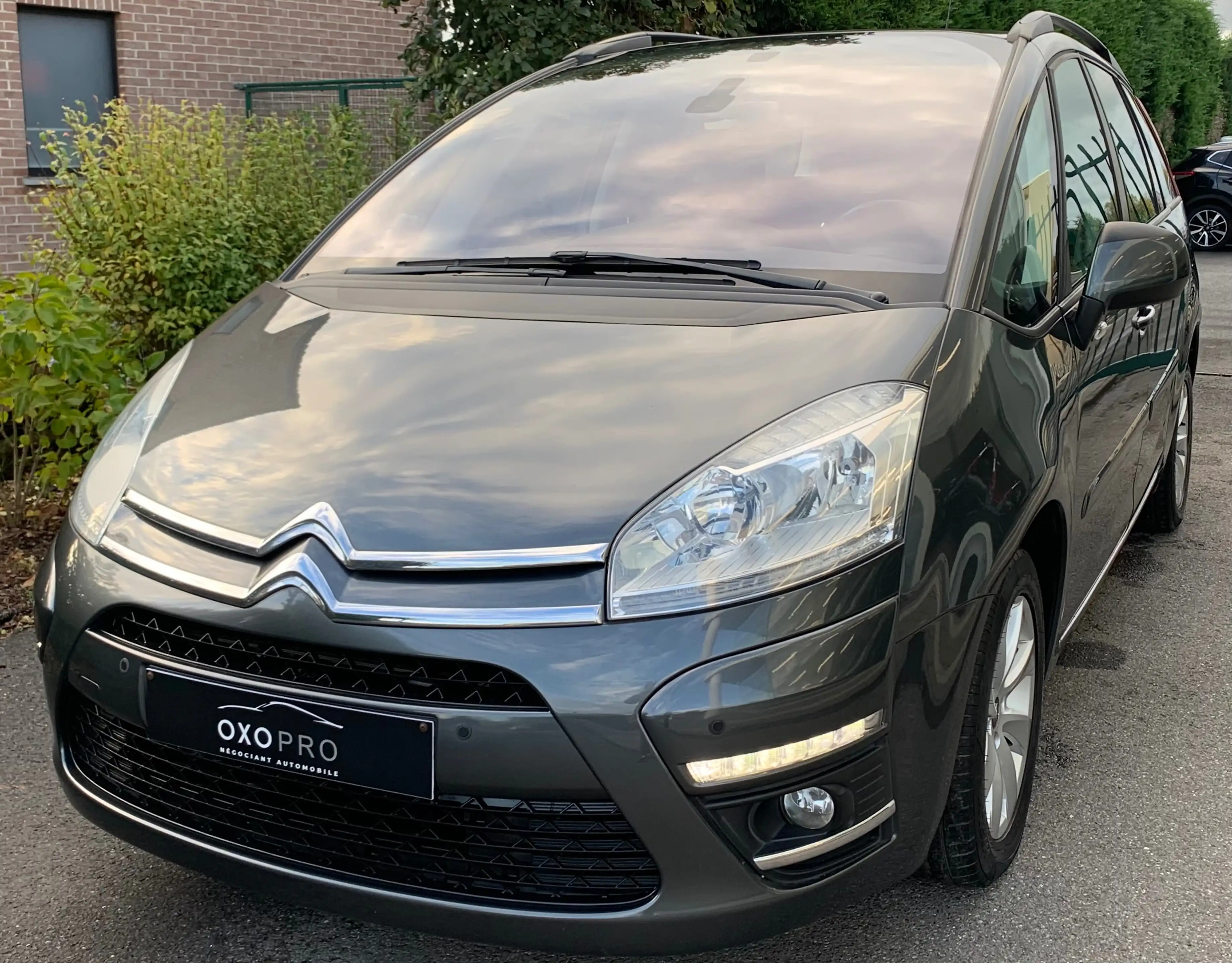 Citroen Grand C4 Picasso 1.6HDI / 7 Places / Boite Auto / Gps / Cruise /PDC — photo 2