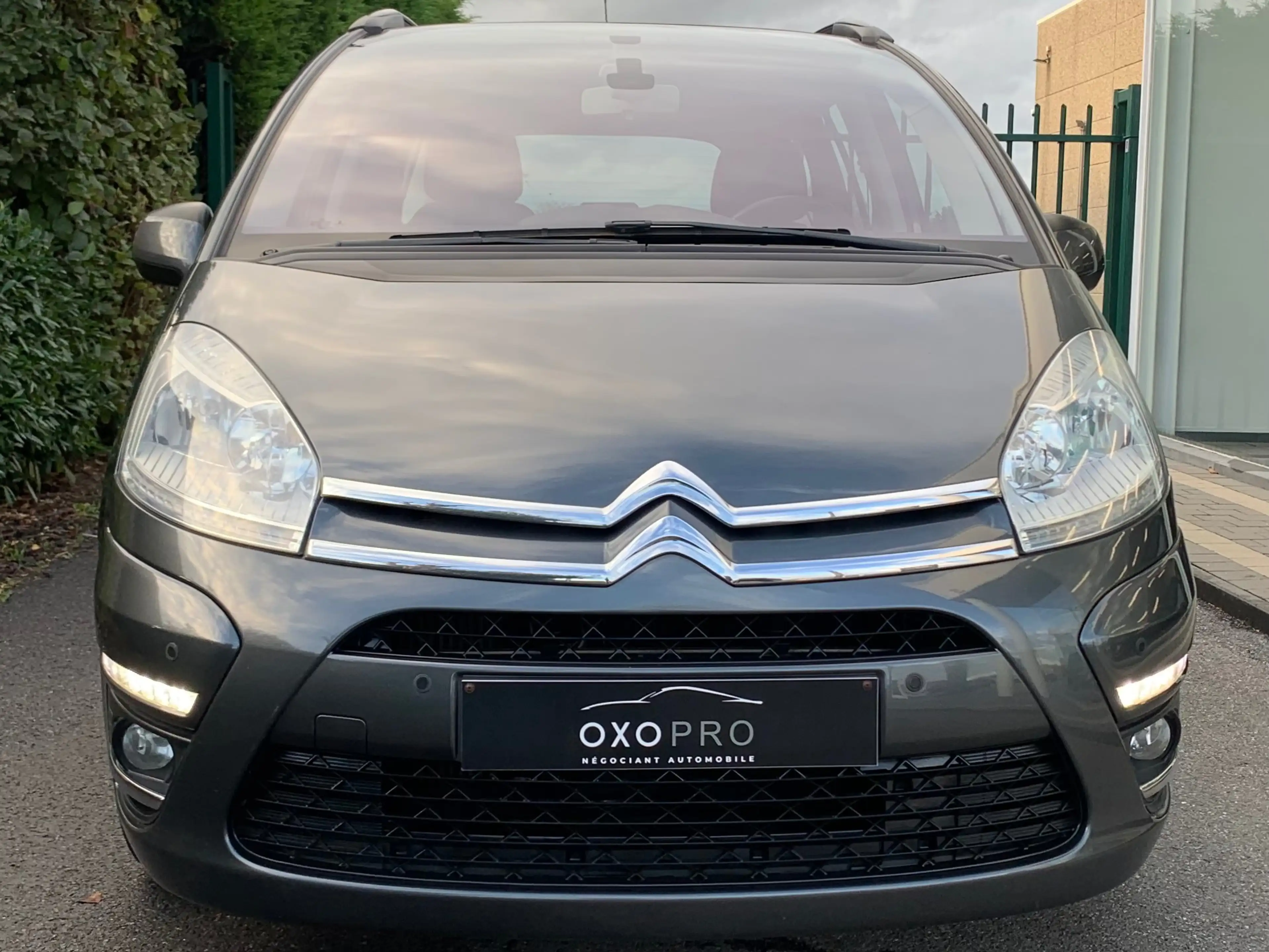 Citroen Grand C4 Picasso 1.6HDI / 7 Places / Boite Auto / Gps / Cruise /PDC — photo 3