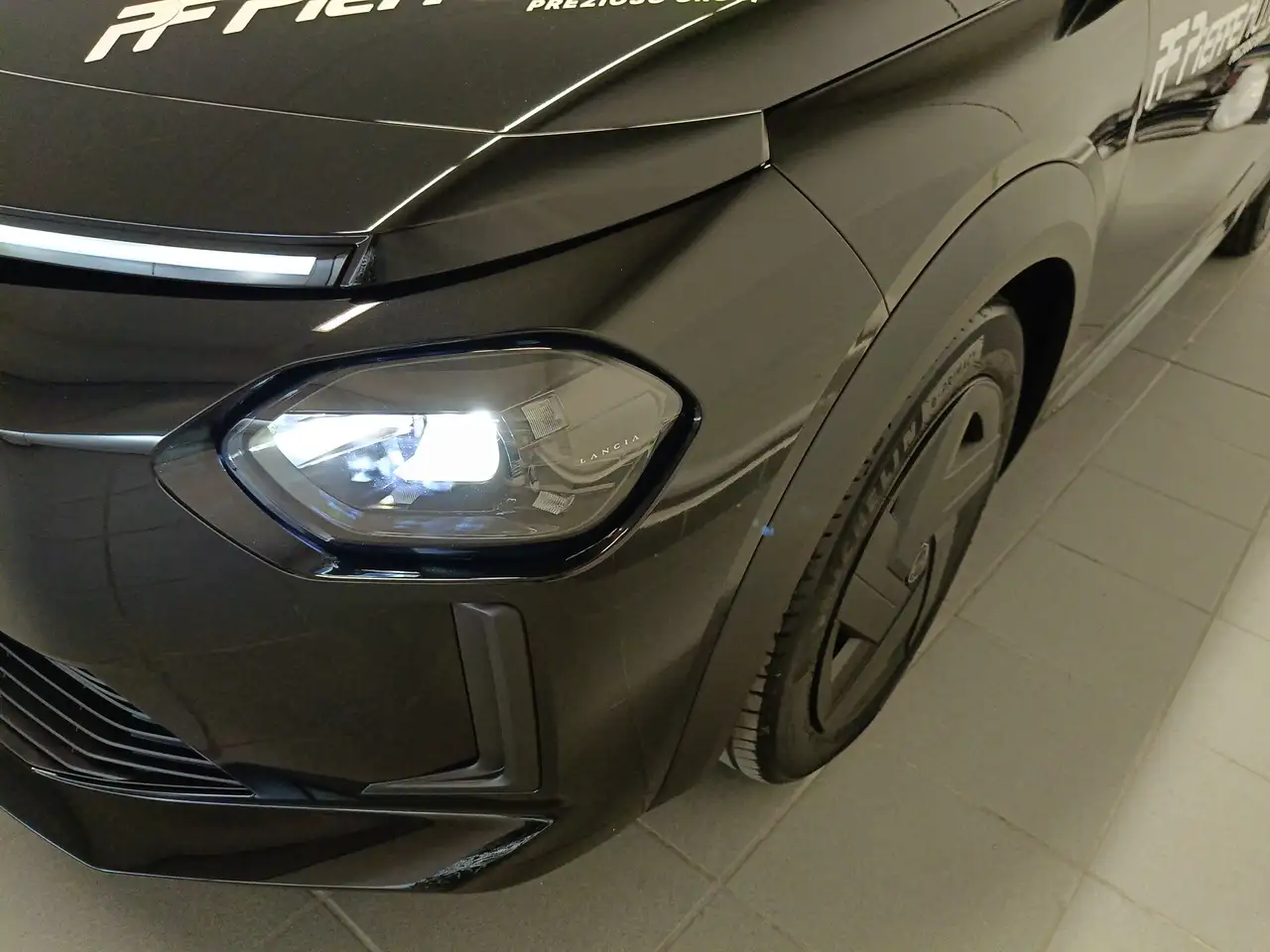 Lancia Ypsilon 2025 — фото 8