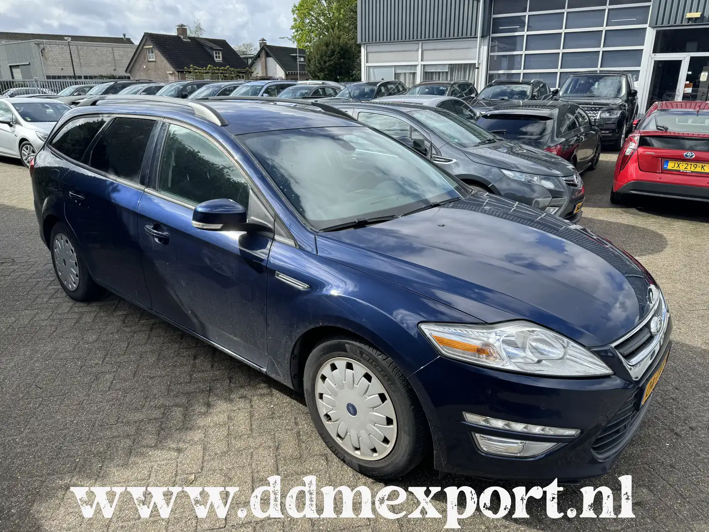 Ford Mondeo Wagon 1.6 TDCi ECOnetic Lease Trend Blauw - 1