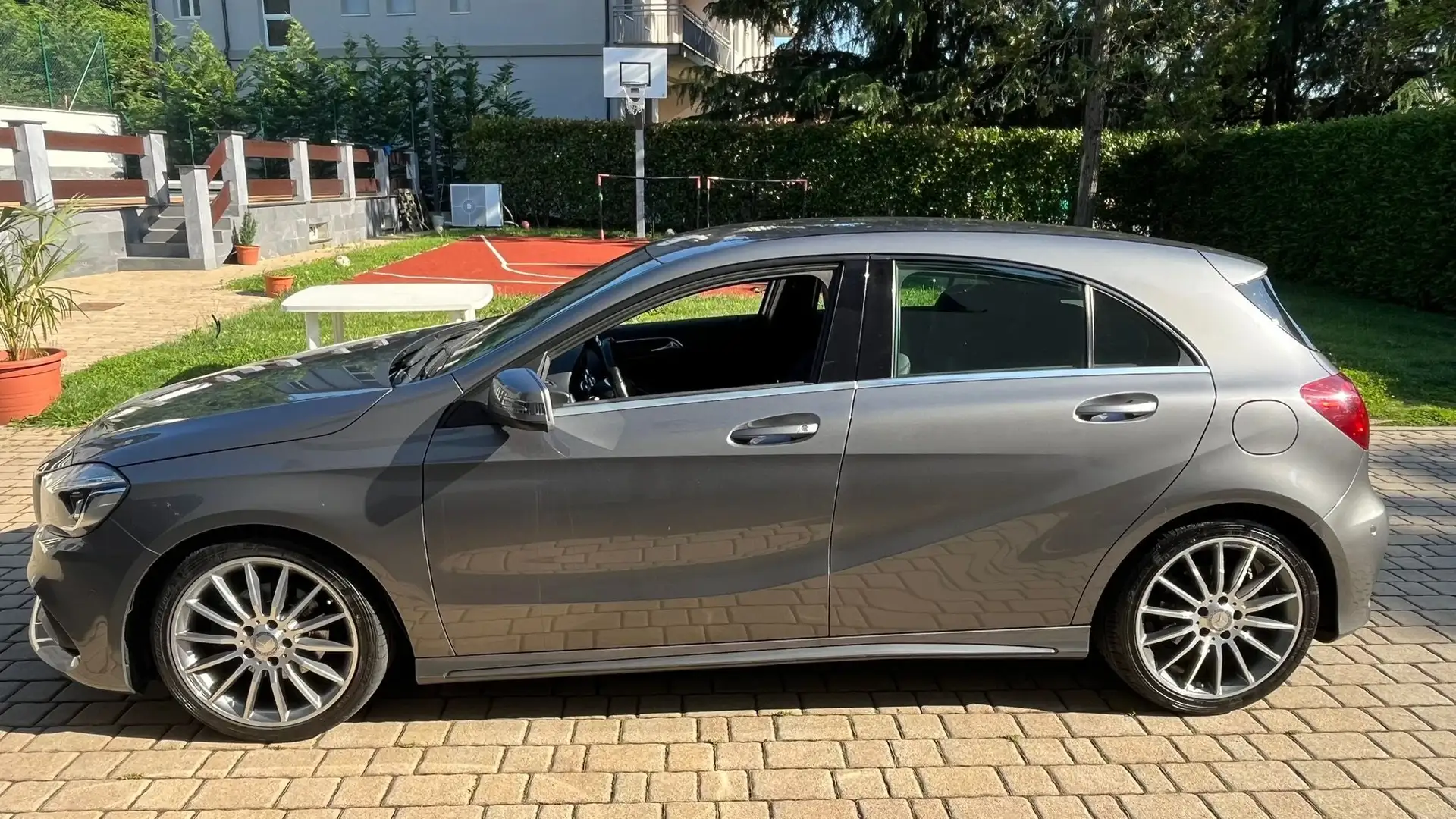 Mercedes-Benz A 200 Grigio - 1