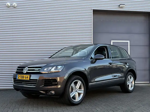 Volkswagen Touareg 3.0 TSI Hybrid Highline I Aut. I Navi I Camera I L