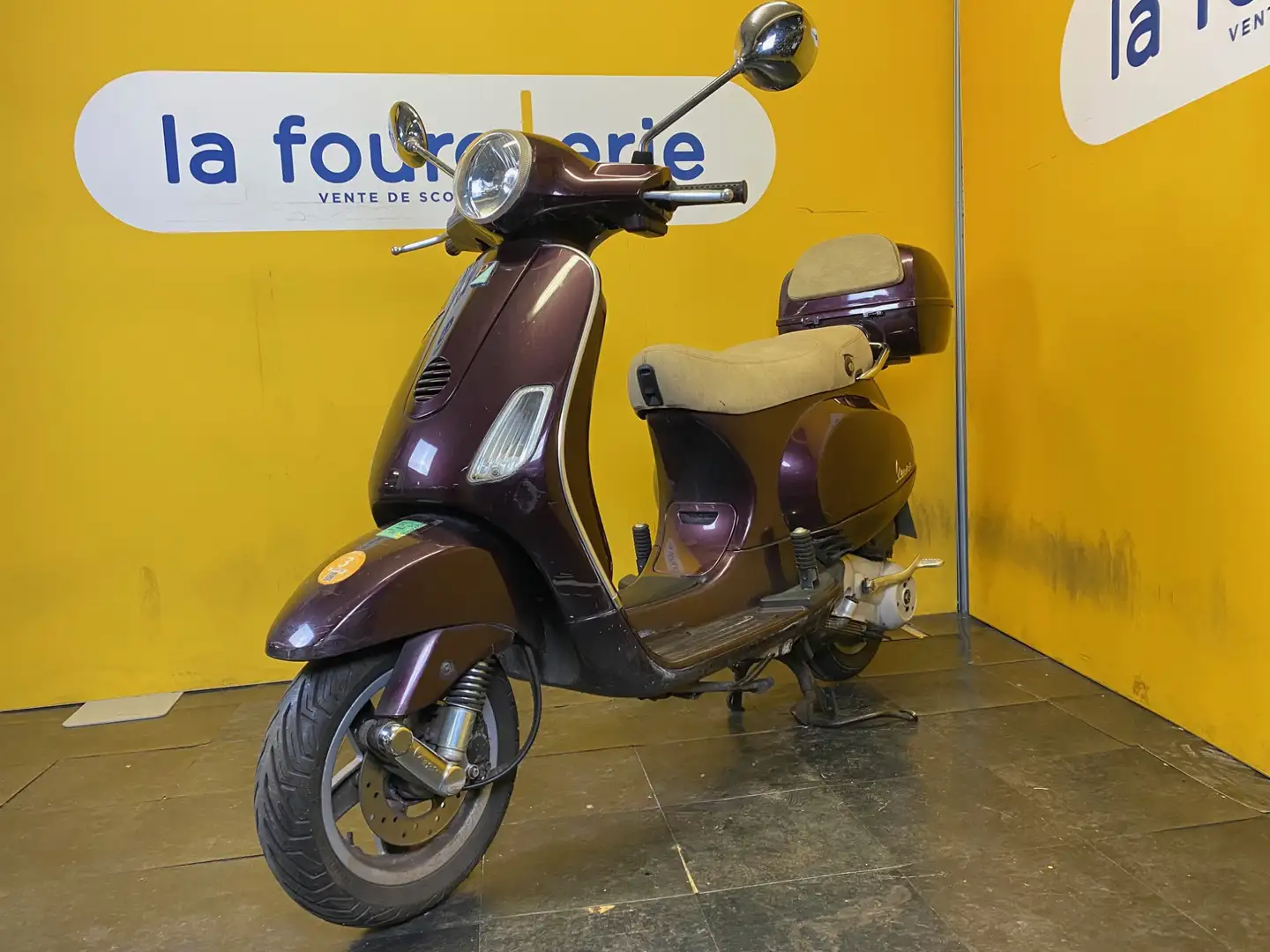 Vespa LX 125 Red - 1