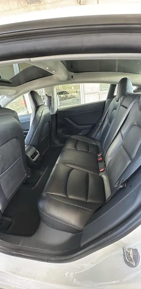 Tesla Model 3 photo Tesla Model 3