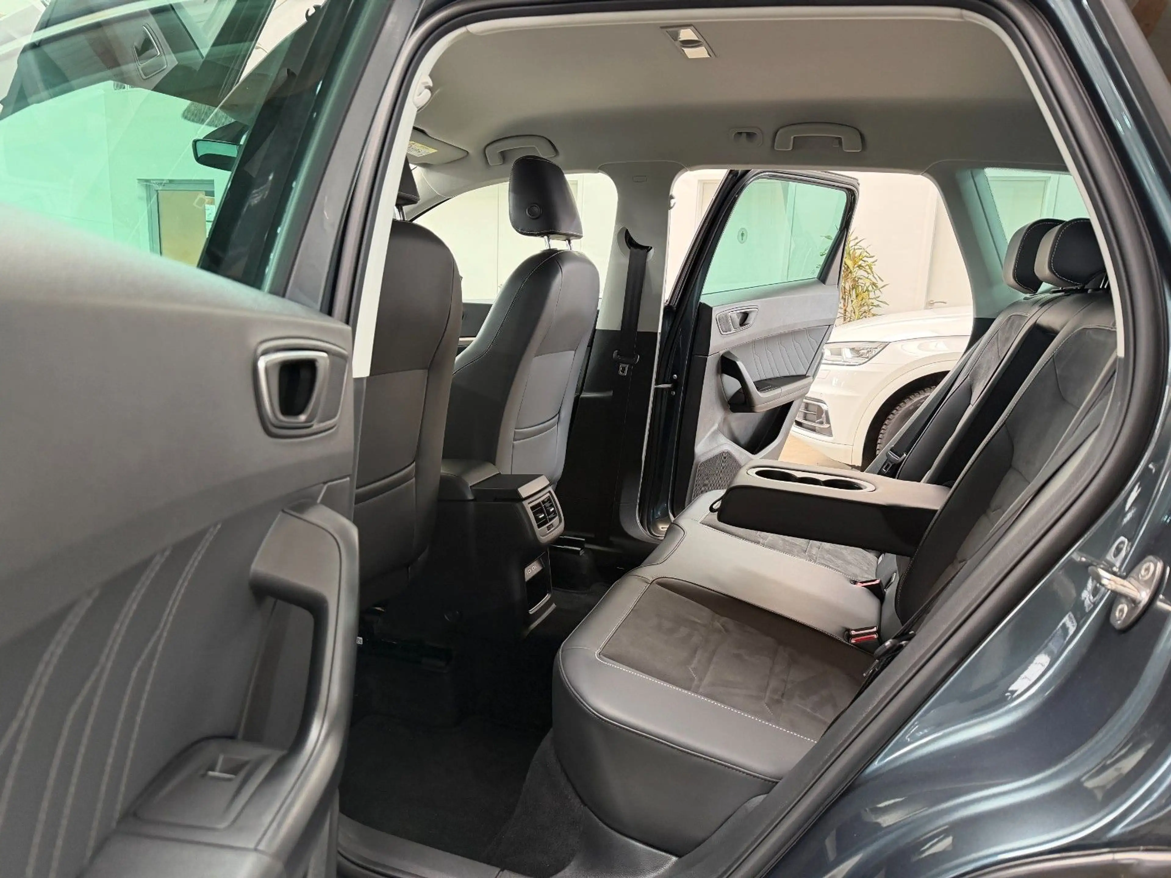 SEAT Ateca 2.0 TDI 4Drive DSG Xperience ALCANT/KAMERA — photo 10