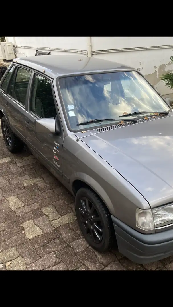 Opel Corsa - 2