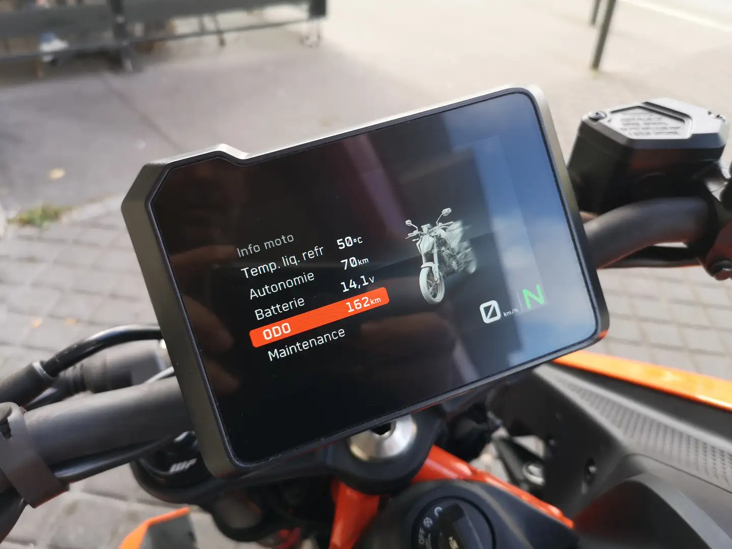 KTM 390 Duke Orange - 2