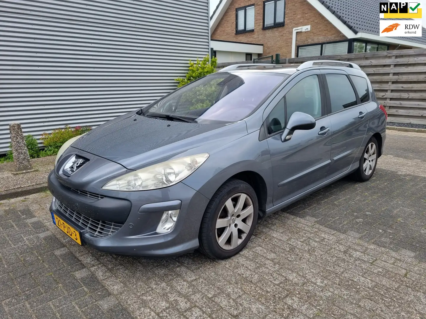 Peugeot 308 SW 1.6 VTi Blue Lease Executive NAV.+ Clima Bj:201 Grijs - 1