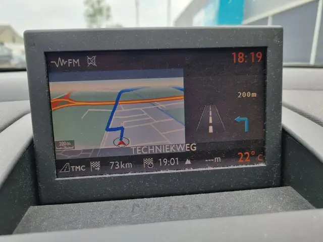 Peugeot 308 view 7