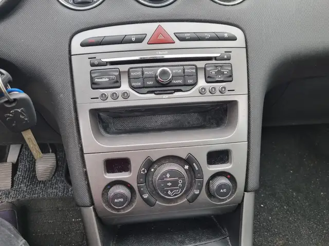 Peugeot 308 view 15