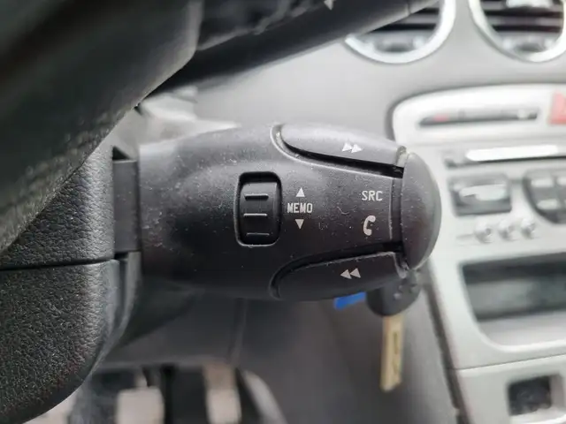 Peugeot 308 view 13