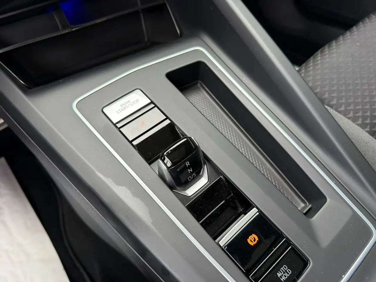 Volkswagen Golf Active eTSI, миниатюра 23
