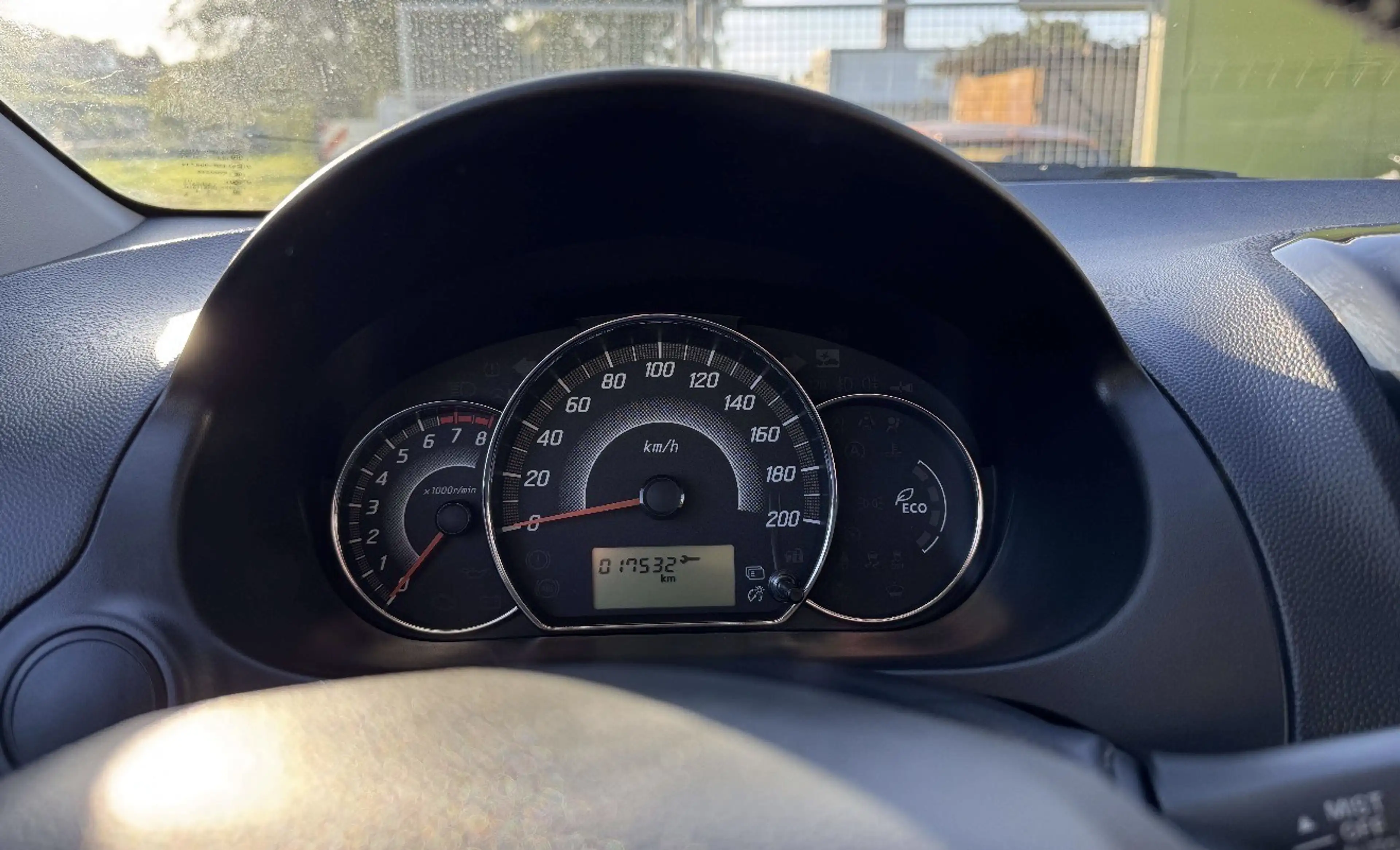 Mitsubishi Space Star Edition 100, Navi, Alu, Spoiler — photo 5