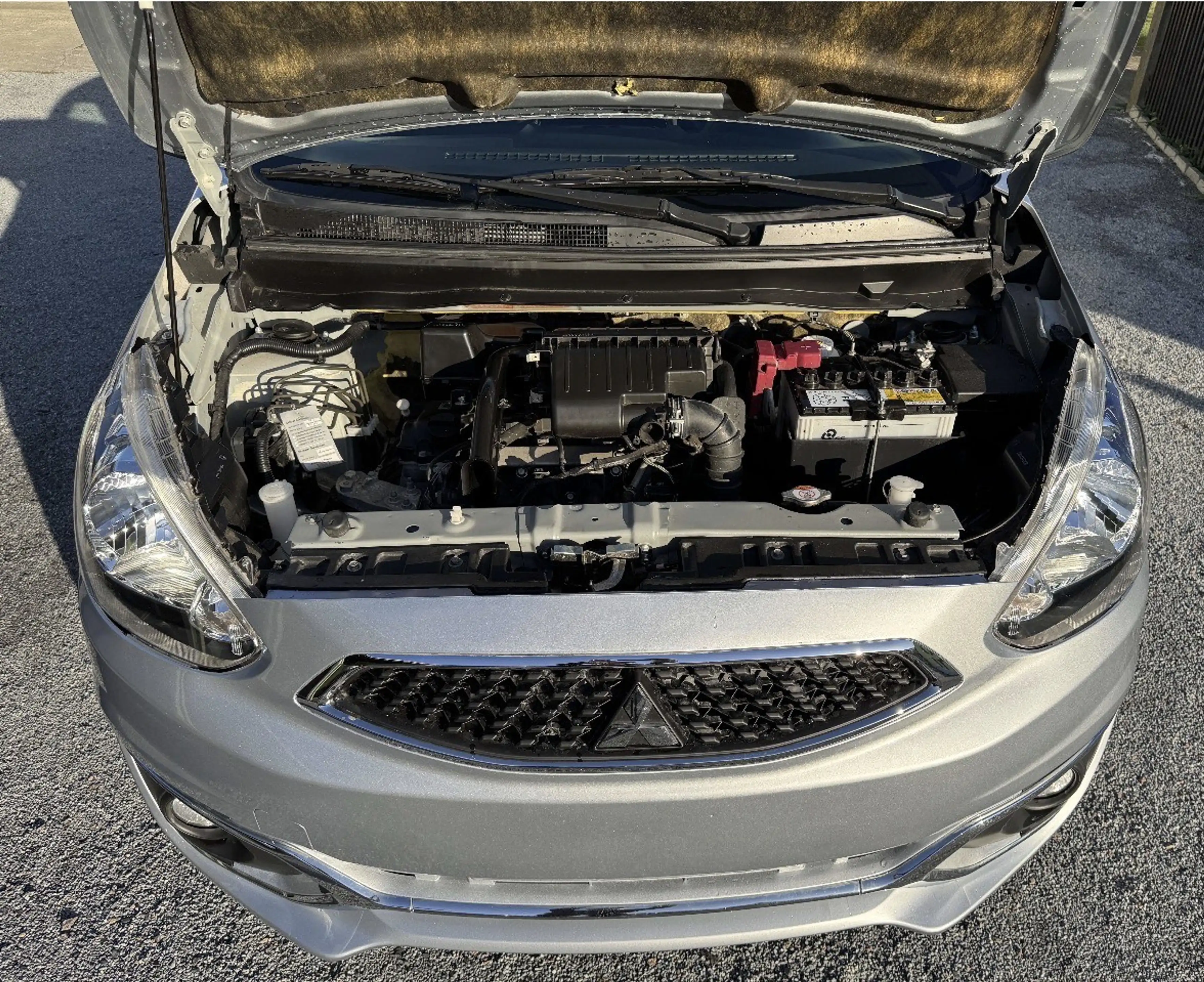 Mitsubishi Space Star Edition 100, Navi, Alu, Spoiler — photo 15