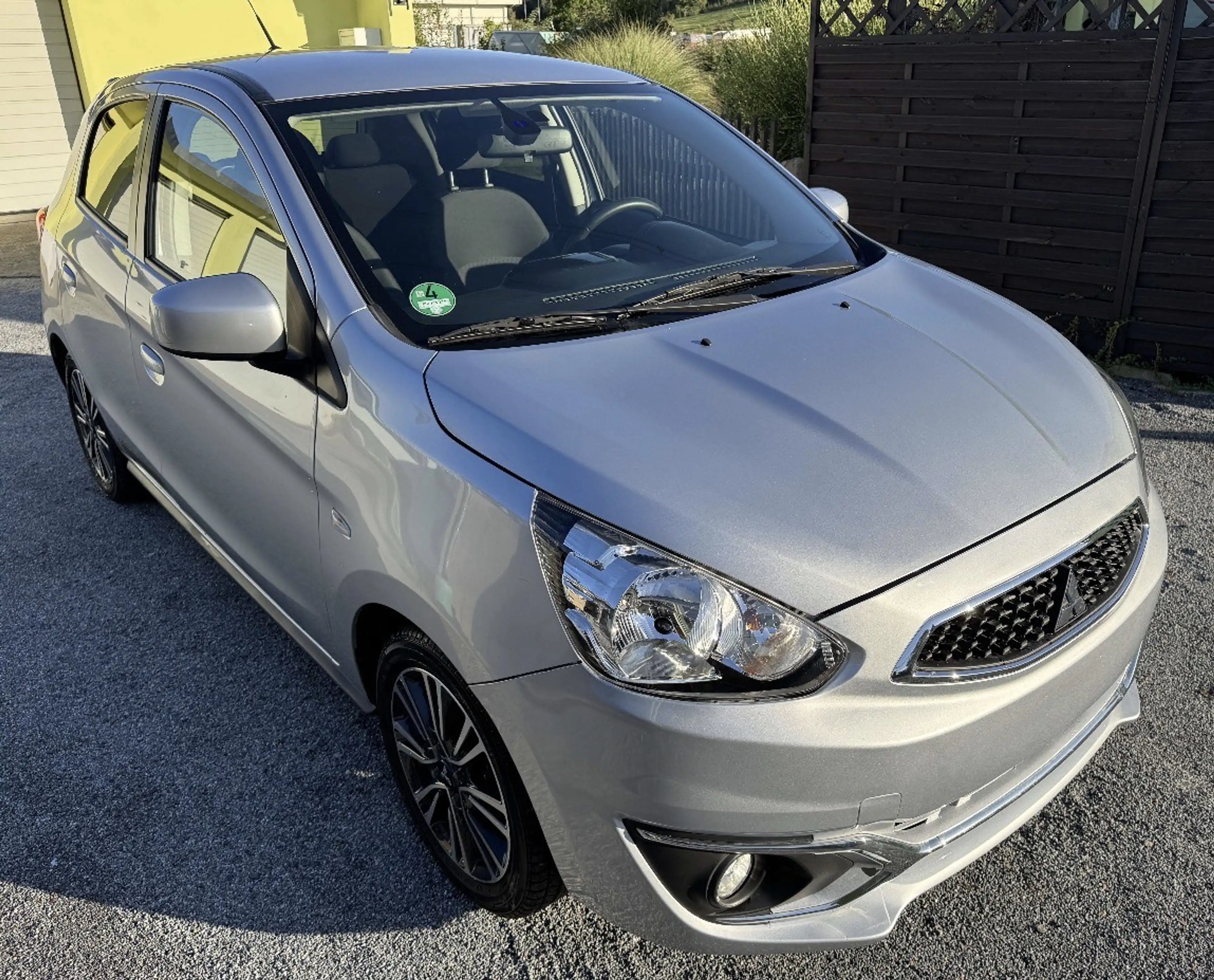 Mitsubishi Space Star Edition 100, Navi, Alu, Spoiler — photo 9