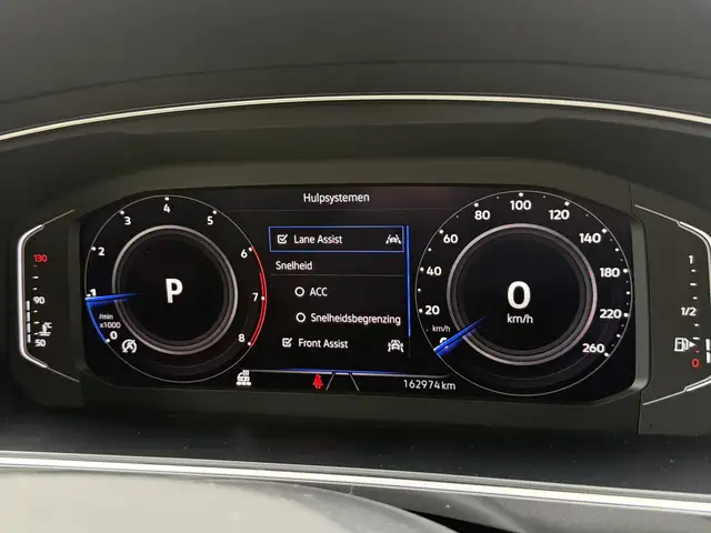 Volkswagen Tiguan Allspace view 30
